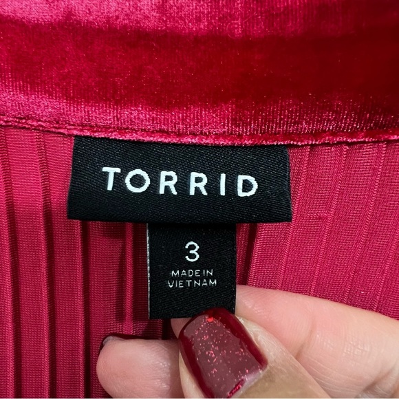 Torrid 3 3XL Red Velvet Pleated High Neck Pullover Party Event Festive Tank Top - Picture 7 of 9